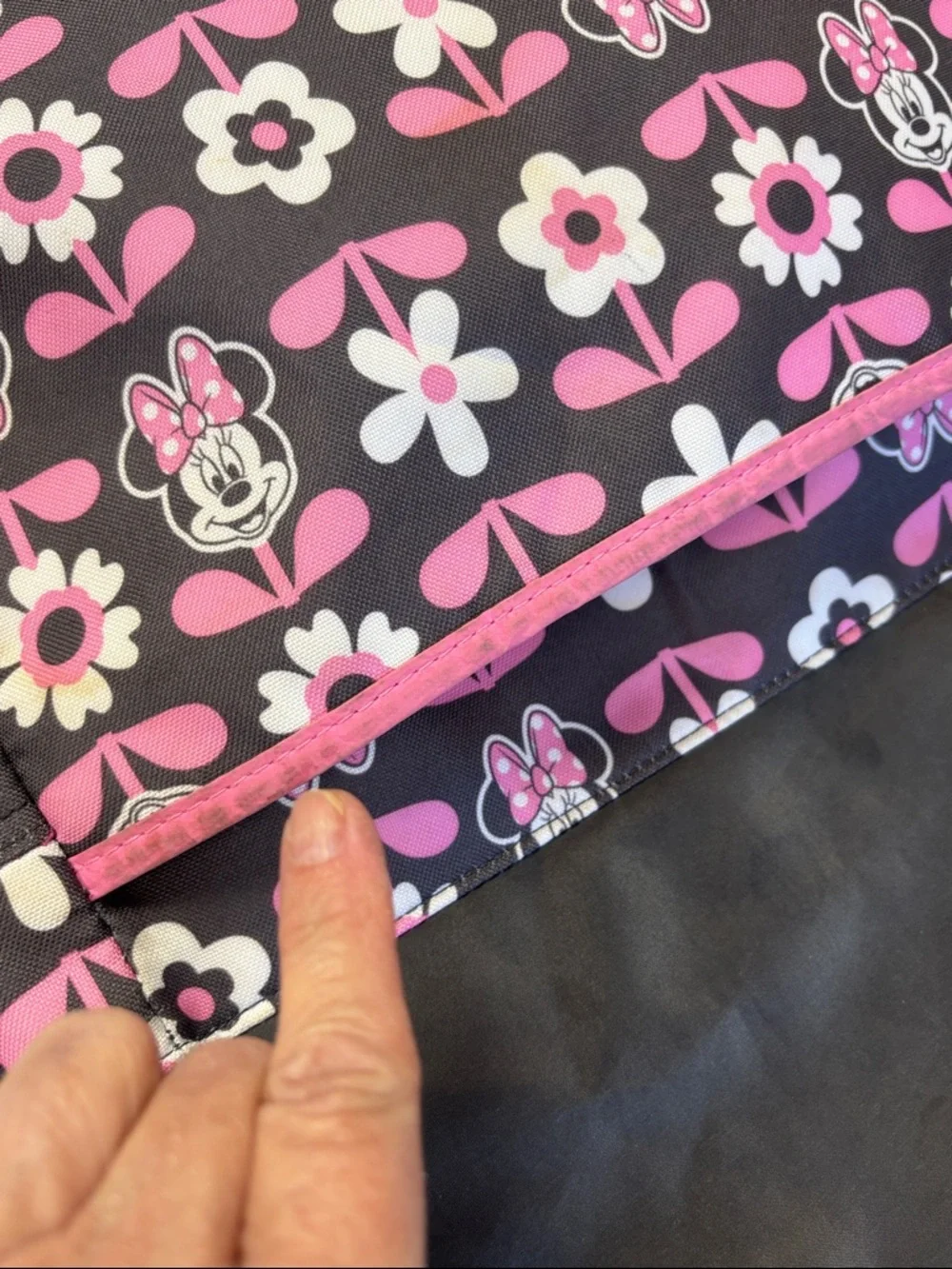Disney Black and Pink Minnie Floral Messenger Crossbody - Picture 14 of 16